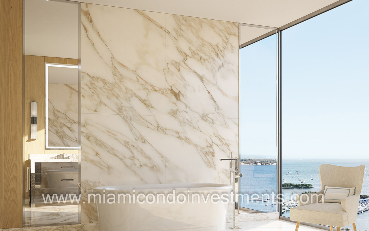 primary bath with soaking tub