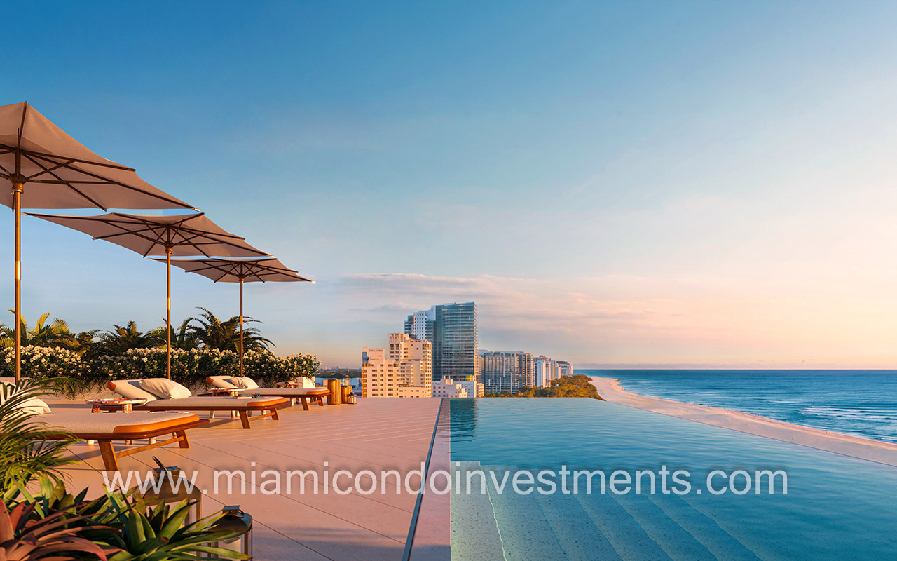 Ritz-Carlton Residences South Beach infinity pool